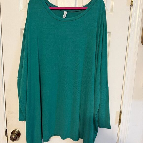 Zenana Forrest Green Poncho | Plus Size | 2X - Picture 1 of 4